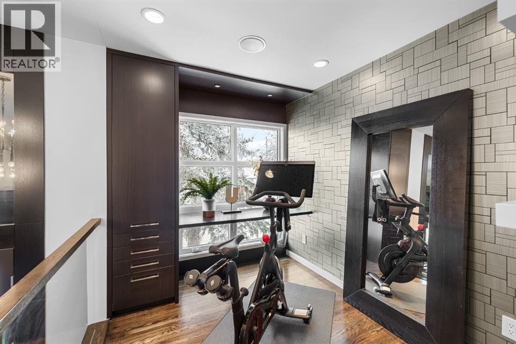 Single Family House Bi-level for Sale in  Dalkeith Hill NW Dalhousie Calgary 