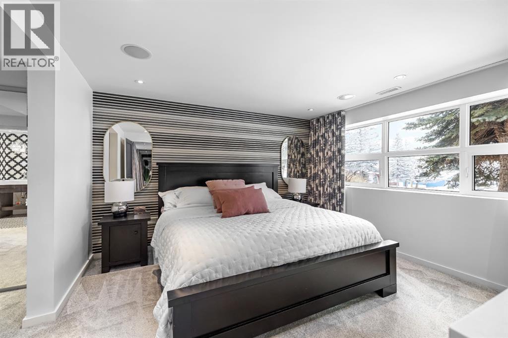 Single Family House Bi-level for Sale in  Dalkeith Hill NW Dalhousie Calgary 