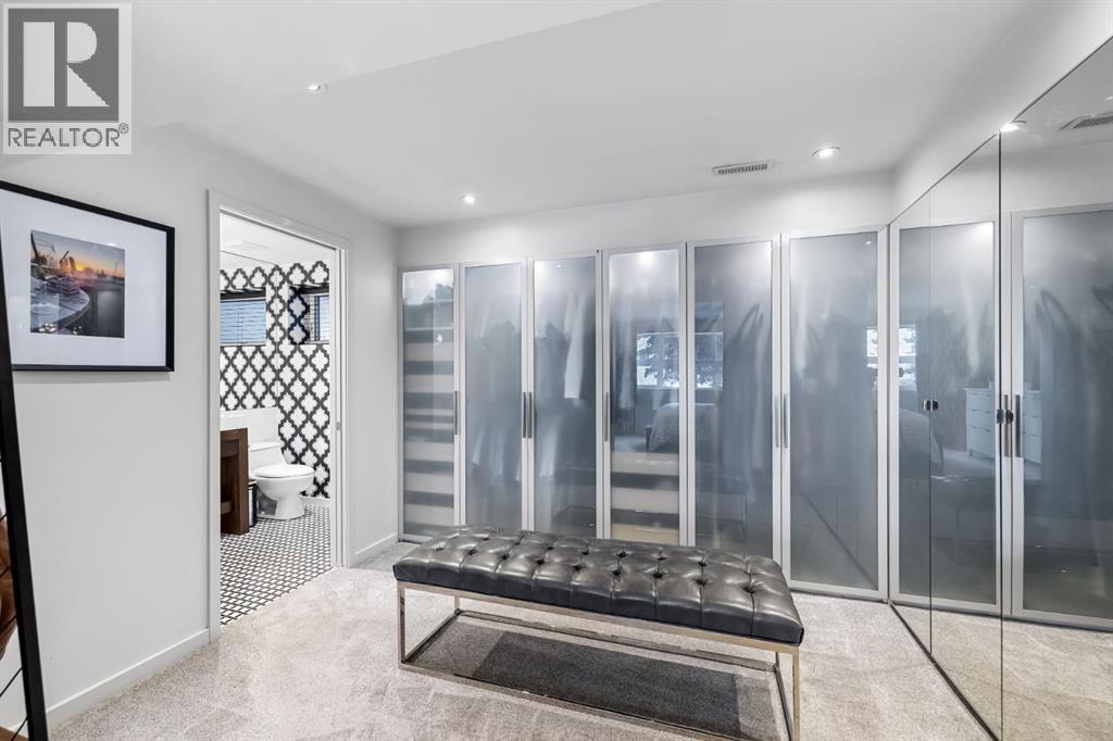 Single Family House Bi-level for Sale in  Dalkeith Hill NW Dalhousie Calgary 