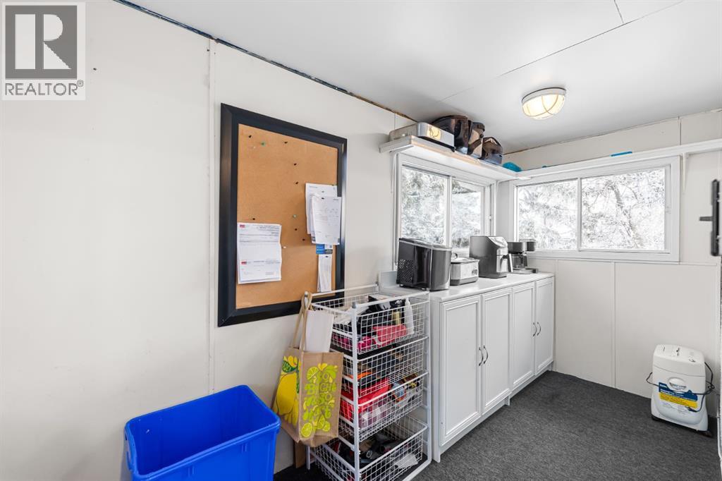 Single Family House Bi-level for Sale in  Dalkeith Hill NW Dalhousie Calgary 