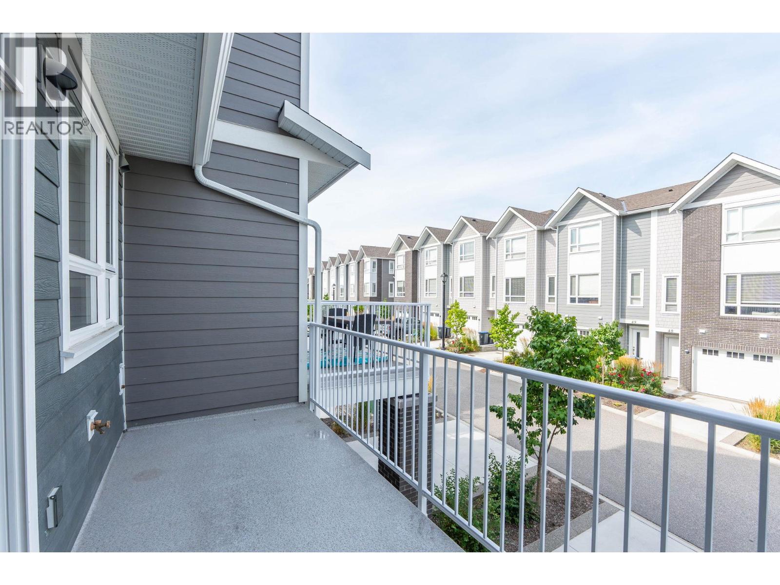13098 Shoreline Way Unit# 60, Lake Country