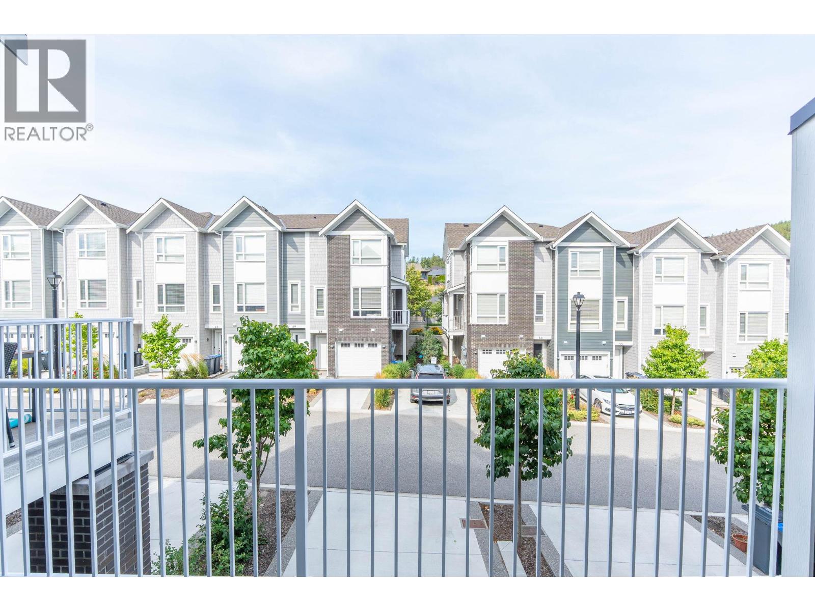 13098 Shoreline Way Unit# 60, Lake Country