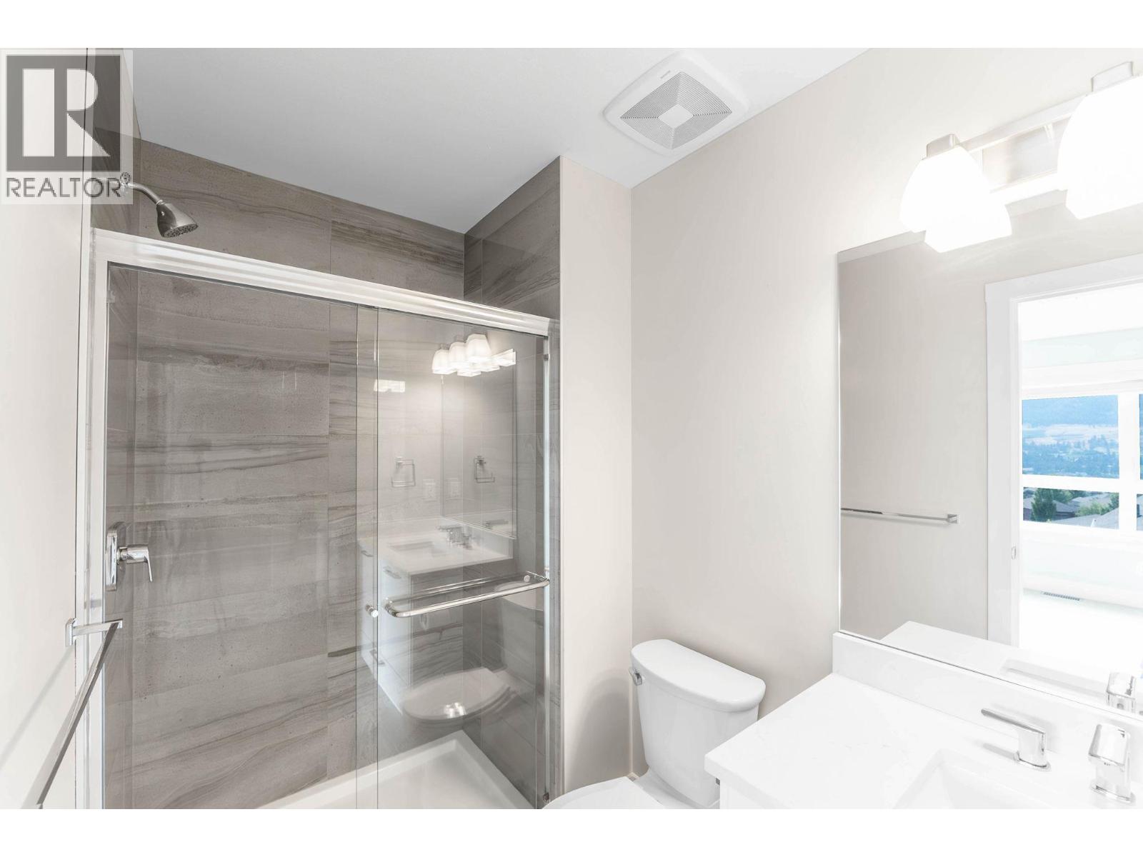 13098 Shoreline Way Unit# 60, Lake Country