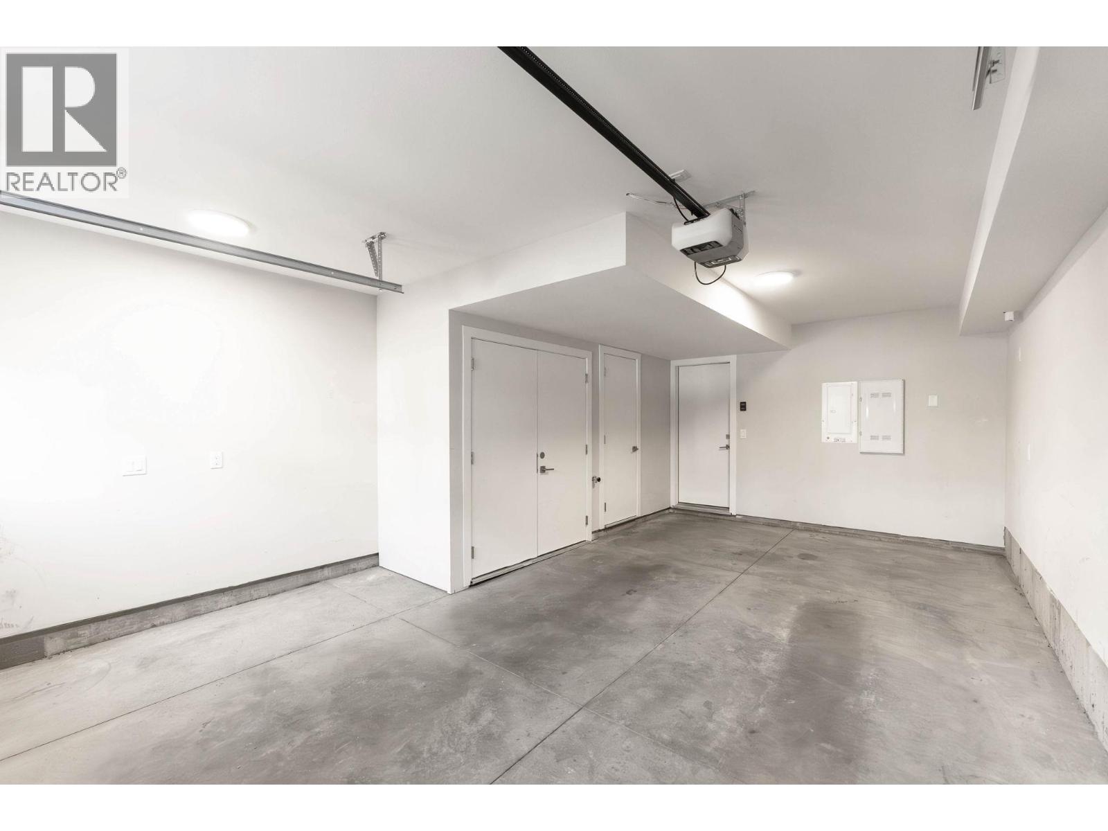 13098 Shoreline Way Unit# 60, Lake Country