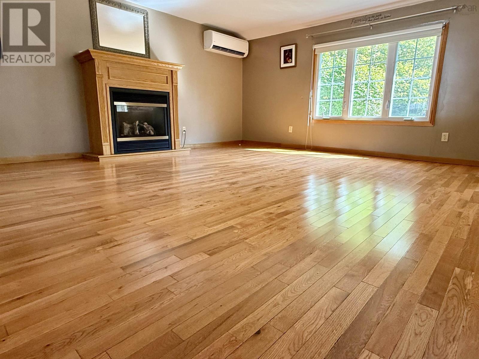 Property 14 of 23 of 101 Annapolis Road