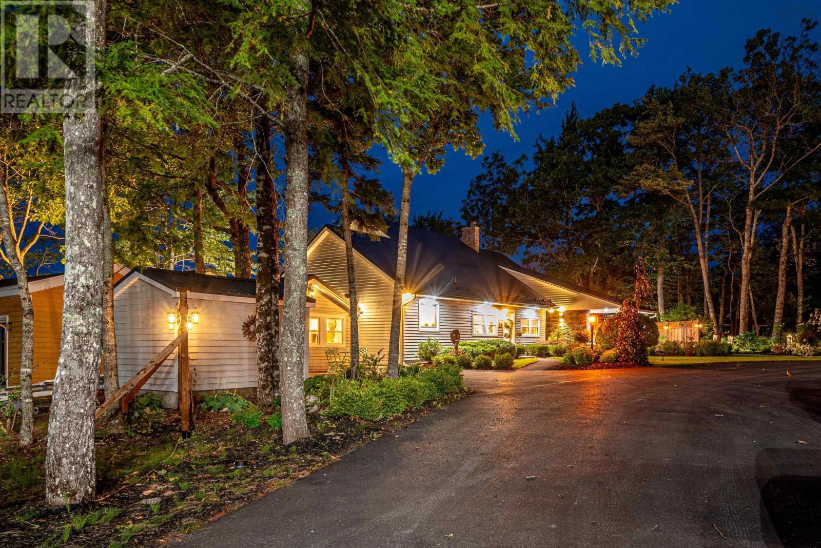 Property 10 of 49 of 22 Parkview Drive