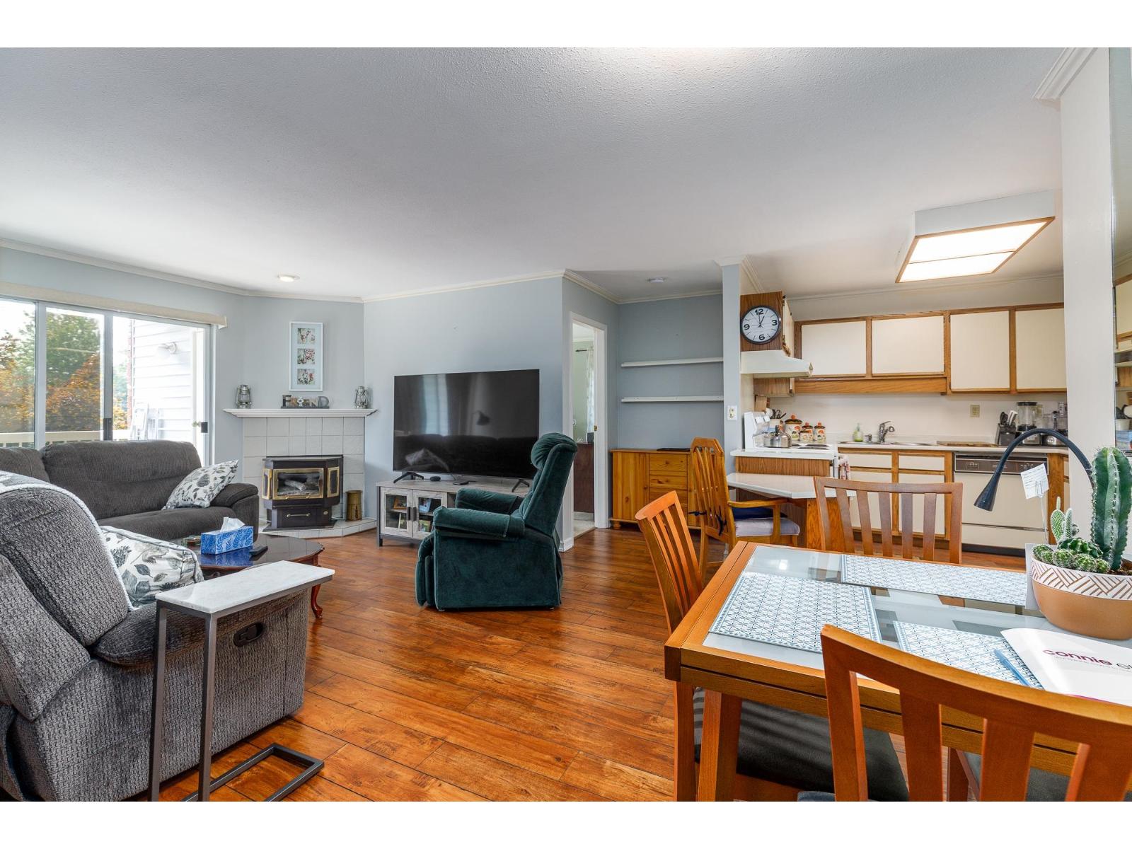 221 5379 205 STREET, Langley