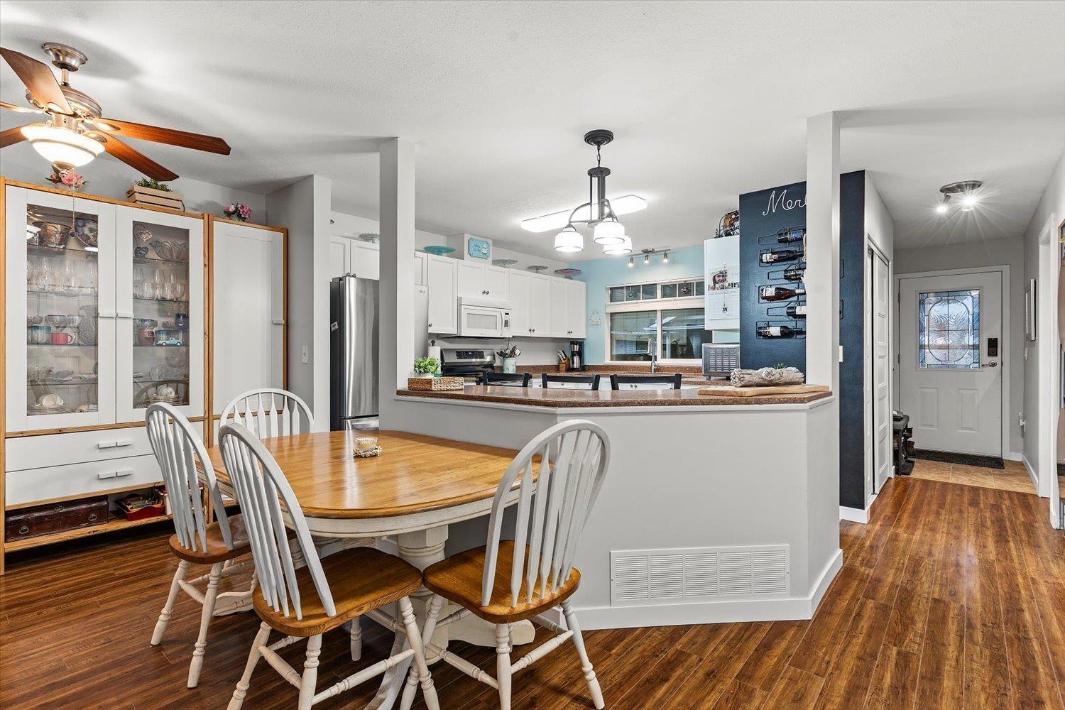 254 7610 EVANS ROAD, Sardis West Vedder, Chilliwack