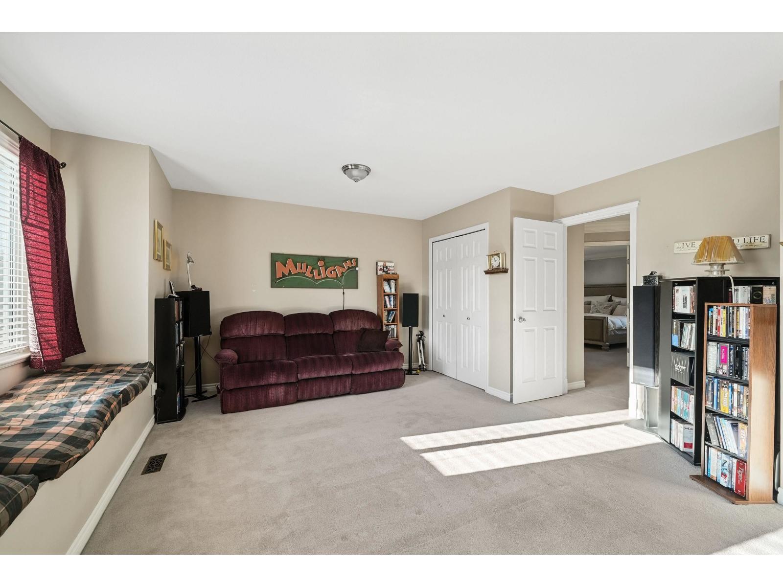 32653 HOOD AVENUE, Mission