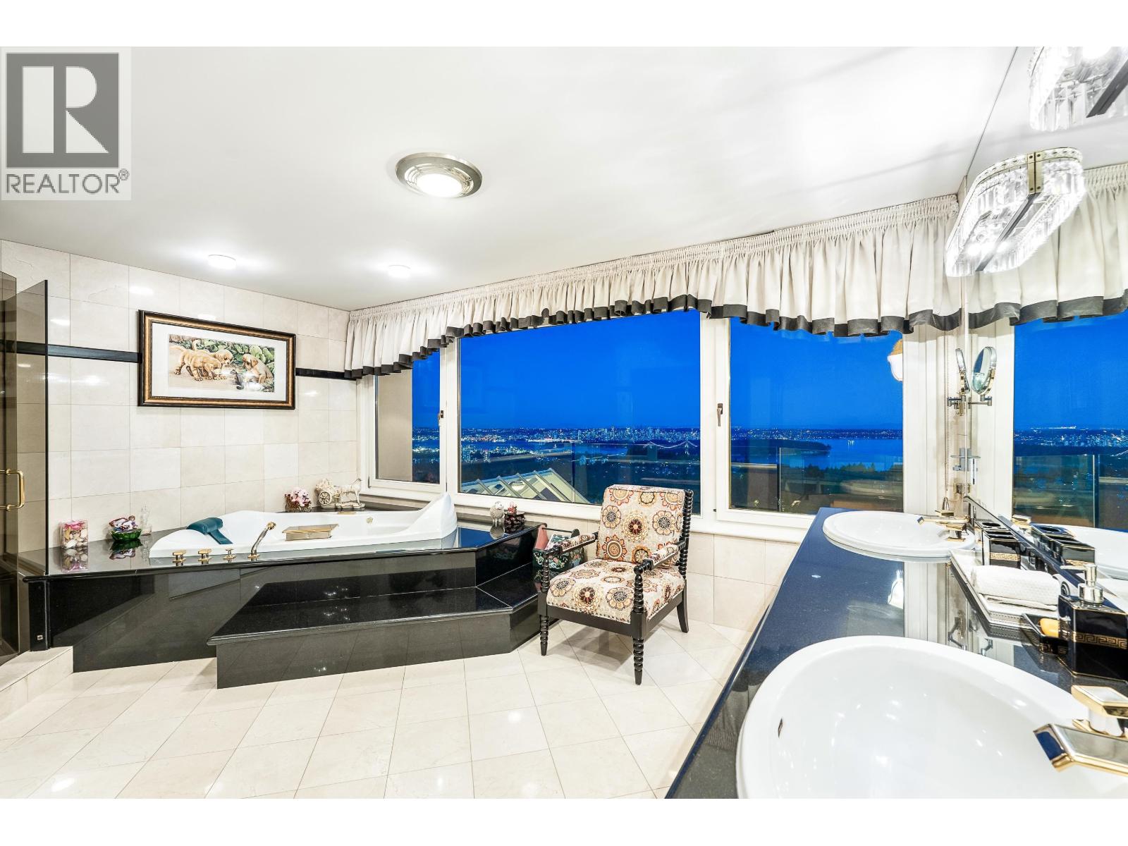 965 KING GEORGES WAY, West Vancouver