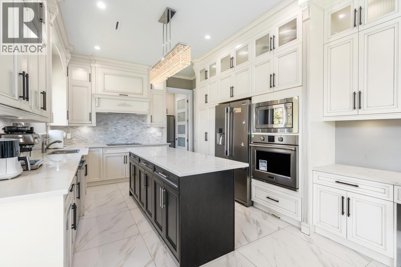 8520 LITTLEMORE Place, Richmond