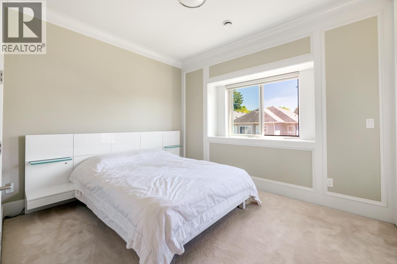 8520 LITTLEMORE Place, Richmond