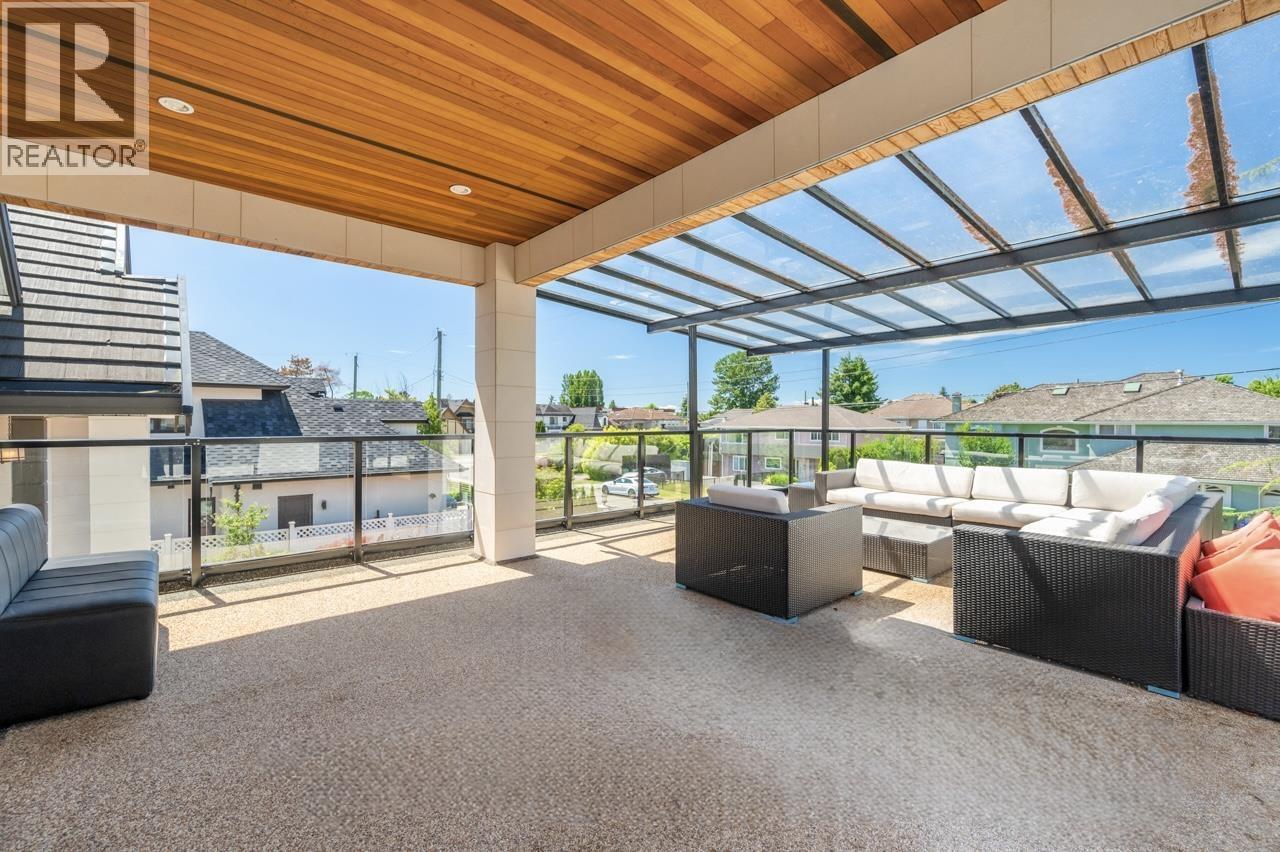 8520 LITTLEMORE Place, Richmond