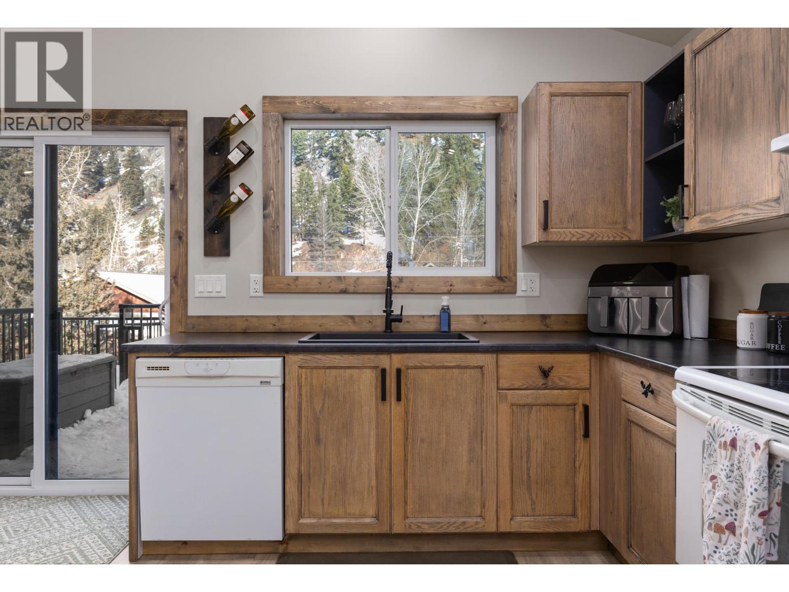 1890 Main Street, Coalmont-Tulameen