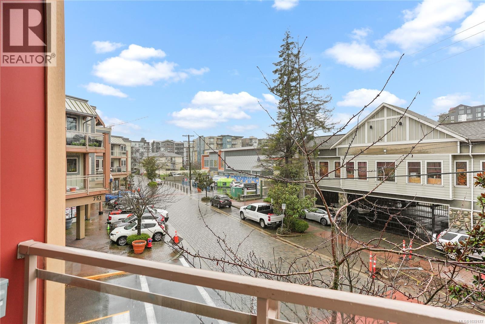 214 755 Goldstream Ave, Langford