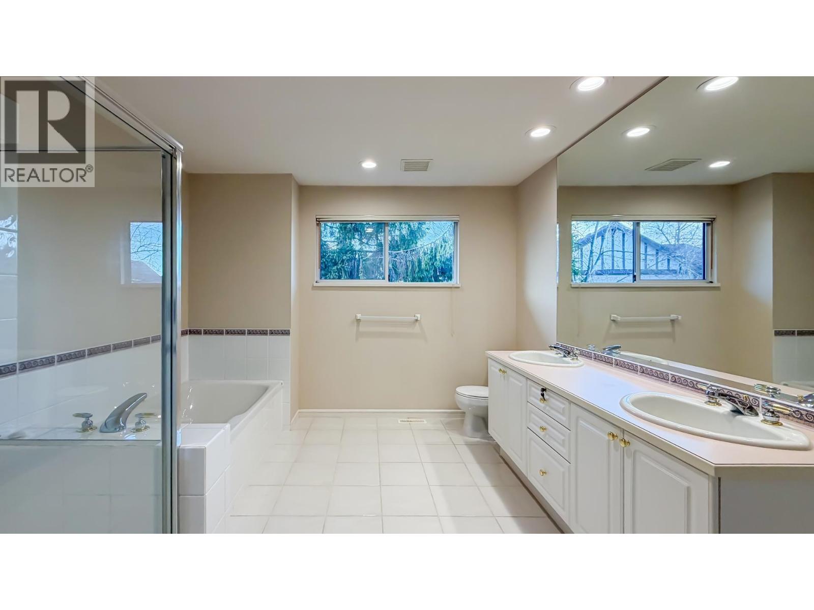 43 3555 WESTMINSTER HIGHWAY, Richmond