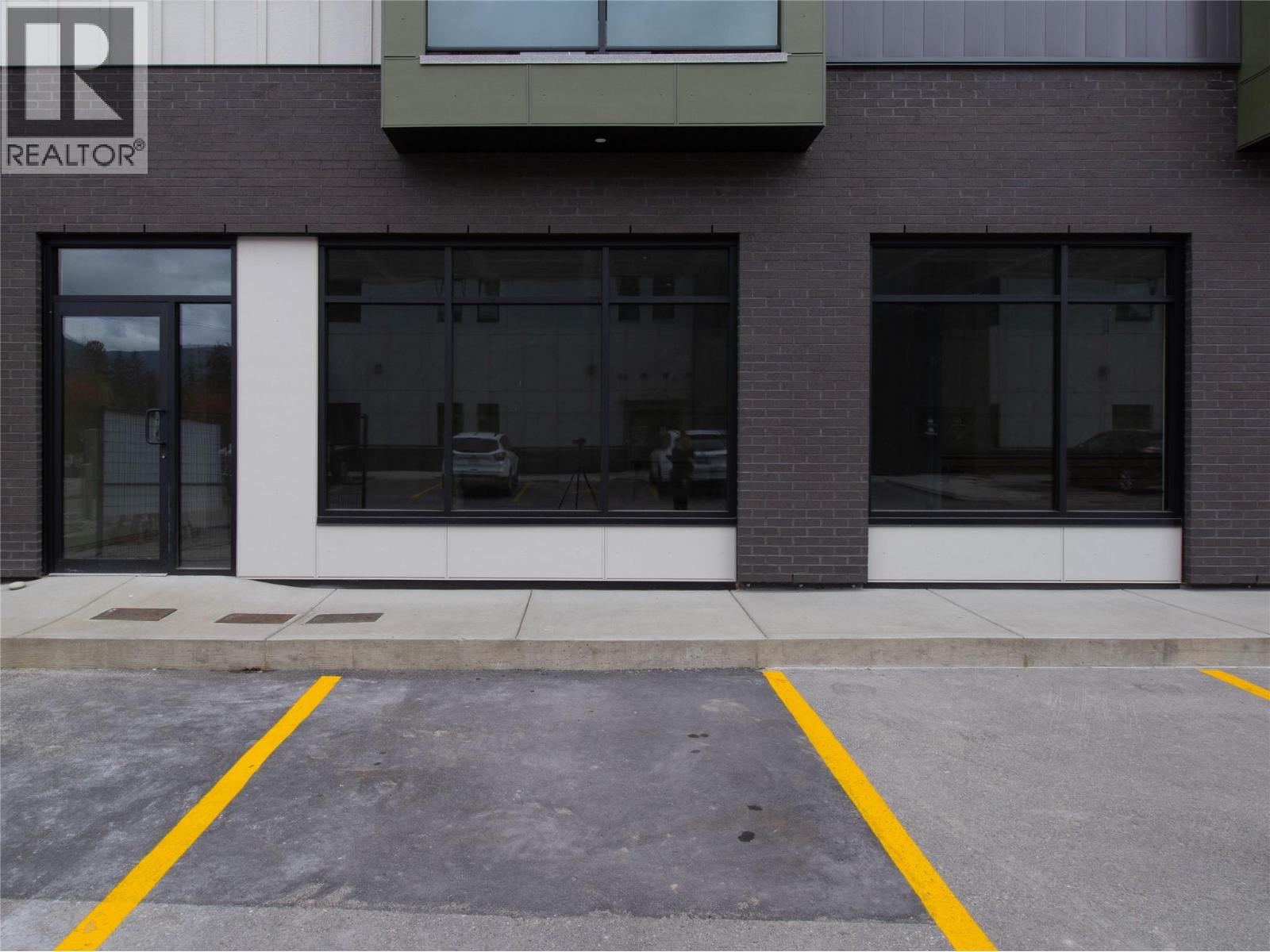 B101 2110 11 Avenue Northeast, Salmon Arm