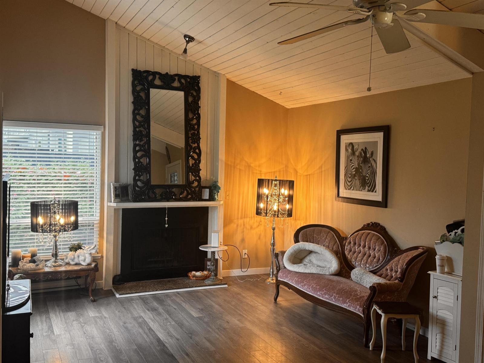 6101 W GREENSIDE DRIVE, Surrey