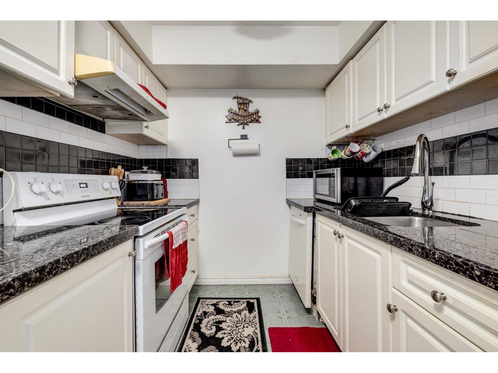 14834 HOLLY PARK LANE, Surrey