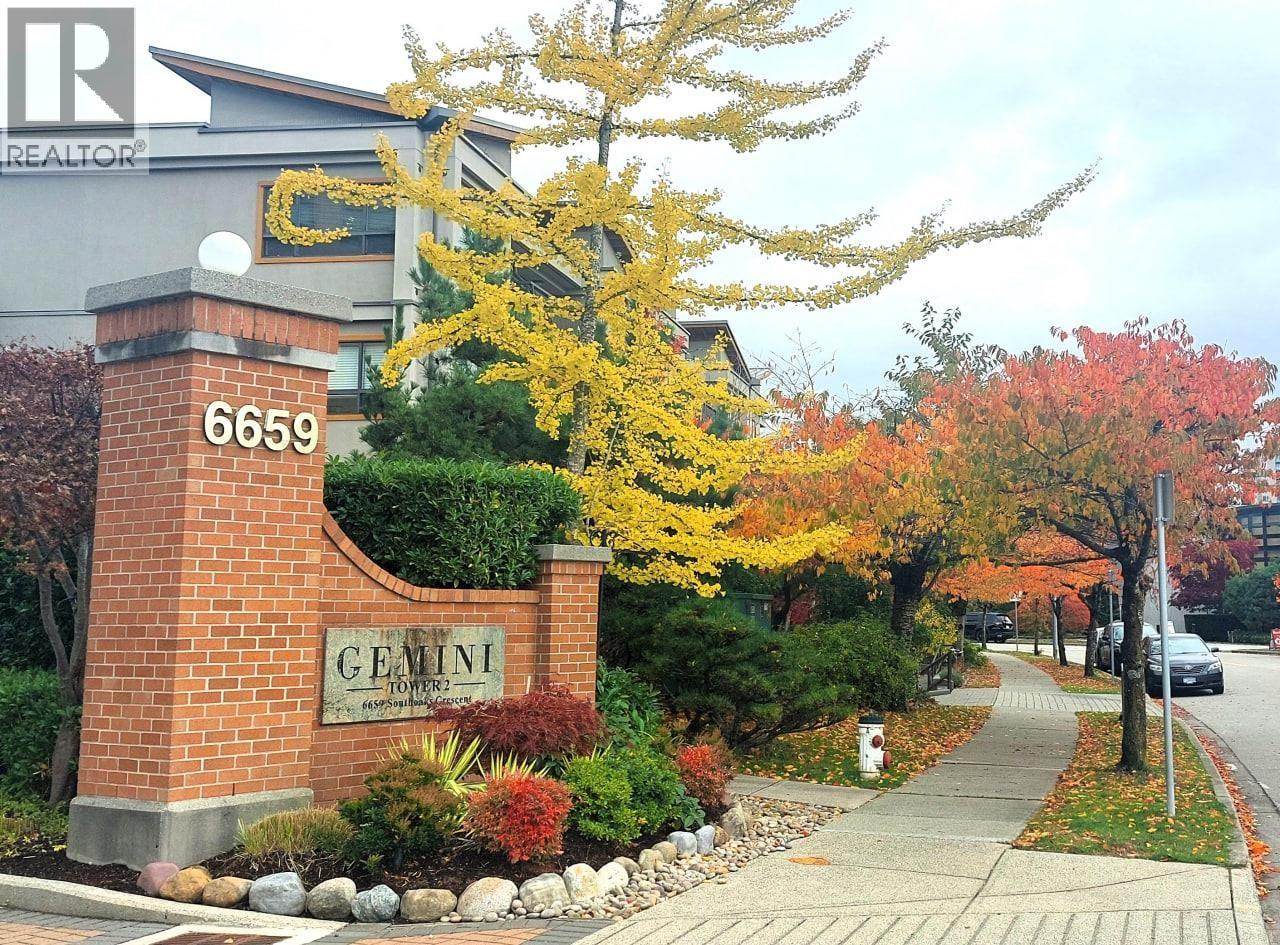 1401 6659 SOUTHOAKS CRESCENT, Burnaby