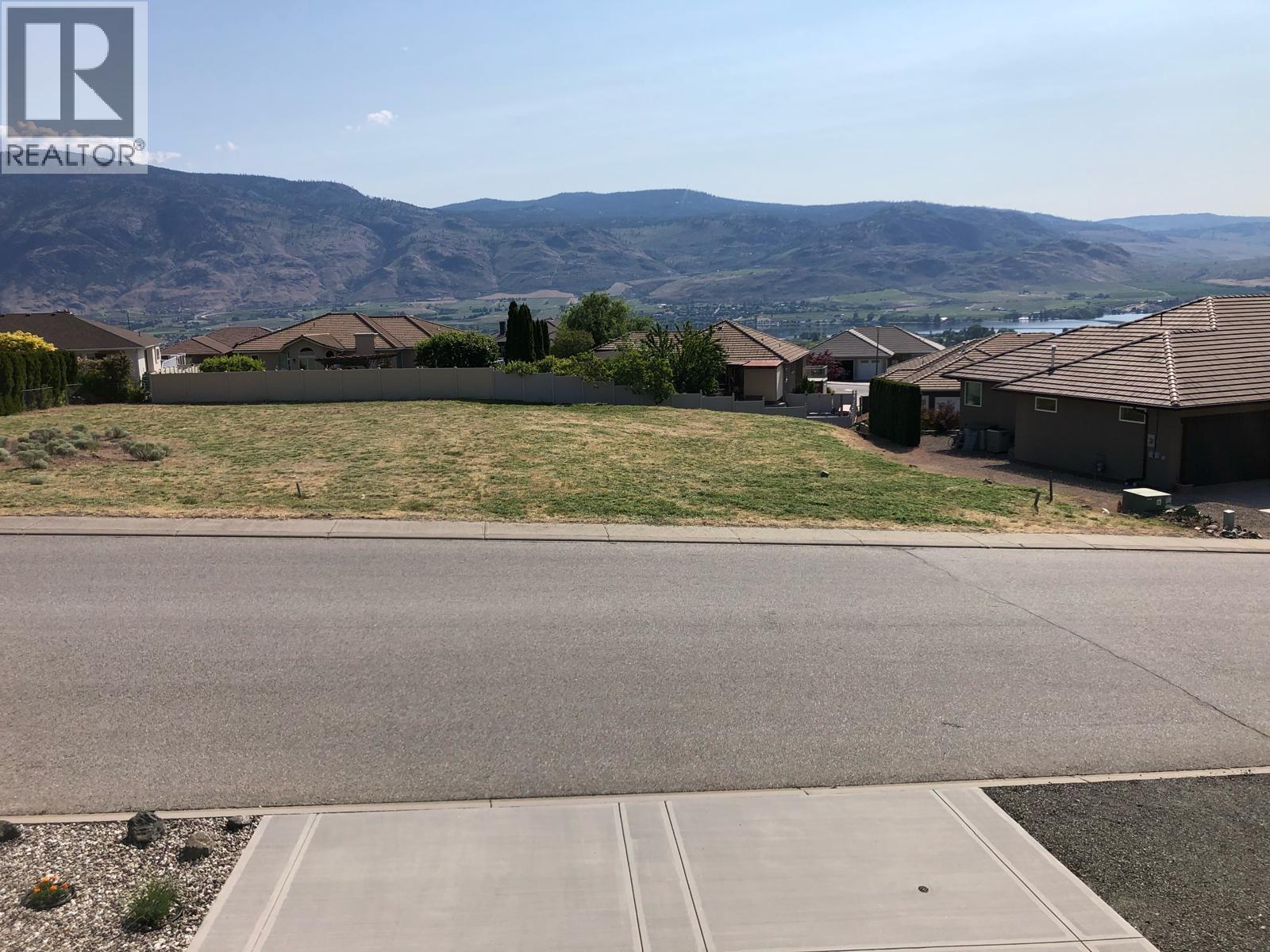 3621 CYPRESS HILLS Drive, Osoyoos