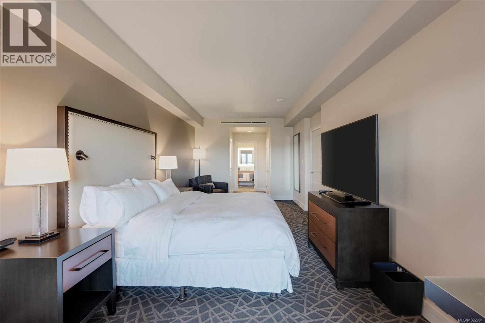 335/337 C 1999 Country Club Way, Langford