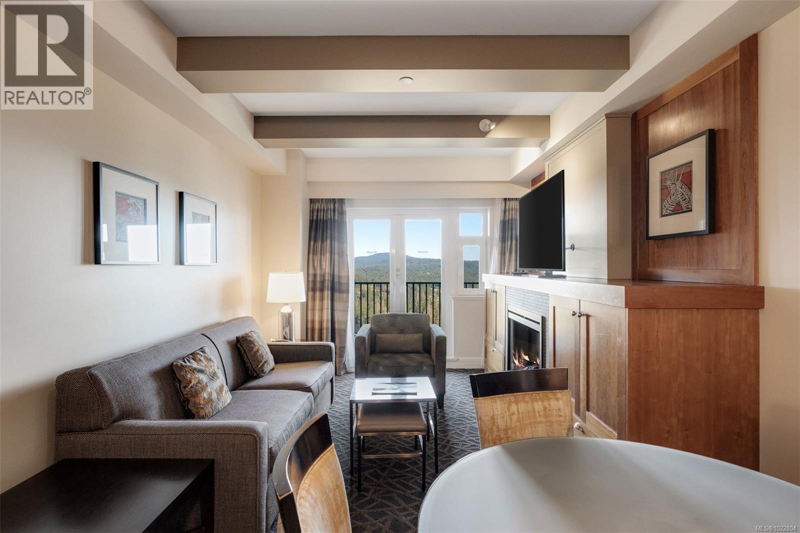 335/337 C 1999 Country Club Way, Langford