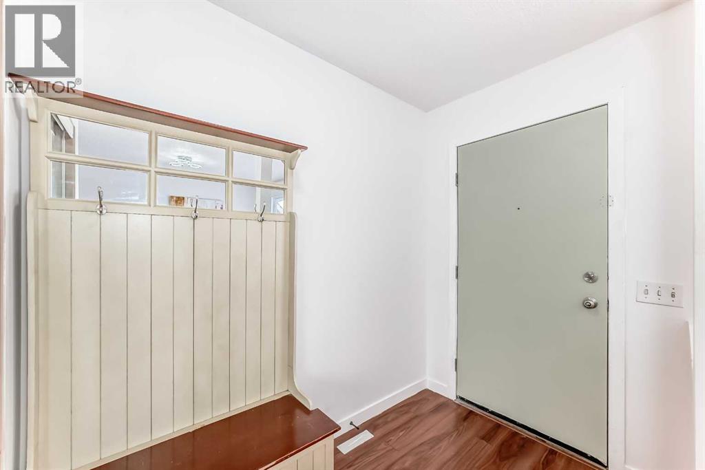 Single Family House for Sale in A Fonda Green SE Forest Heights Calgary 