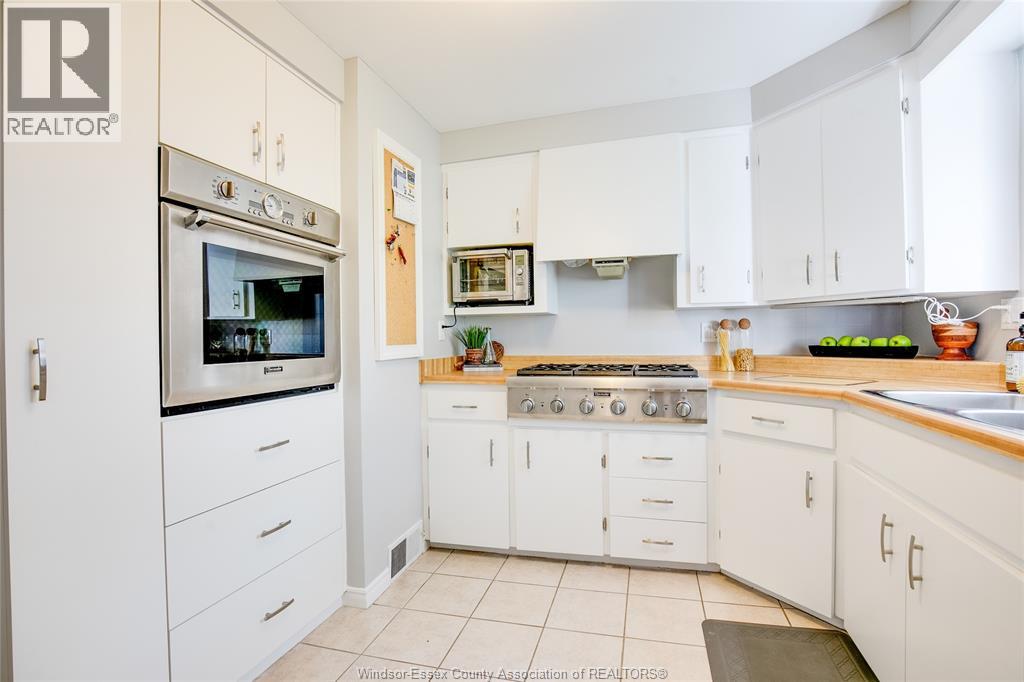 6239 HOLDEN ROAD - 11