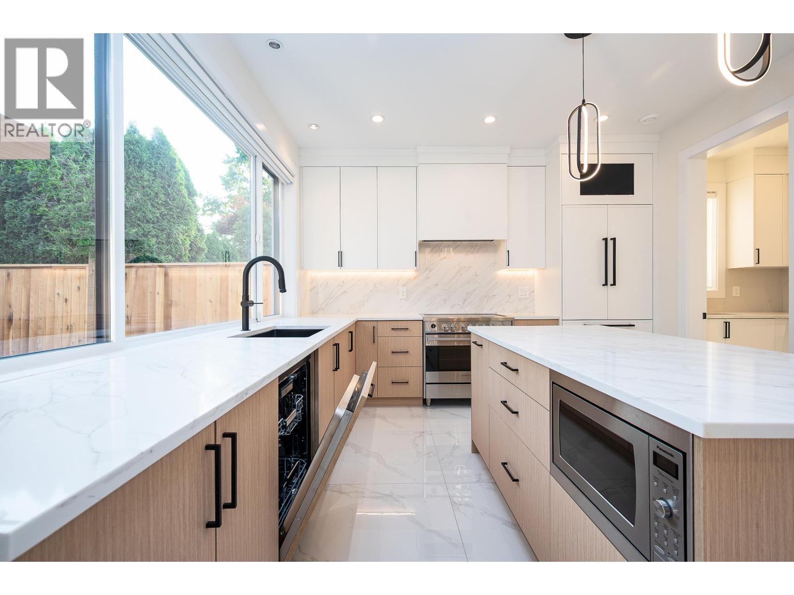 4246 WILLIAMS Road, Richmond