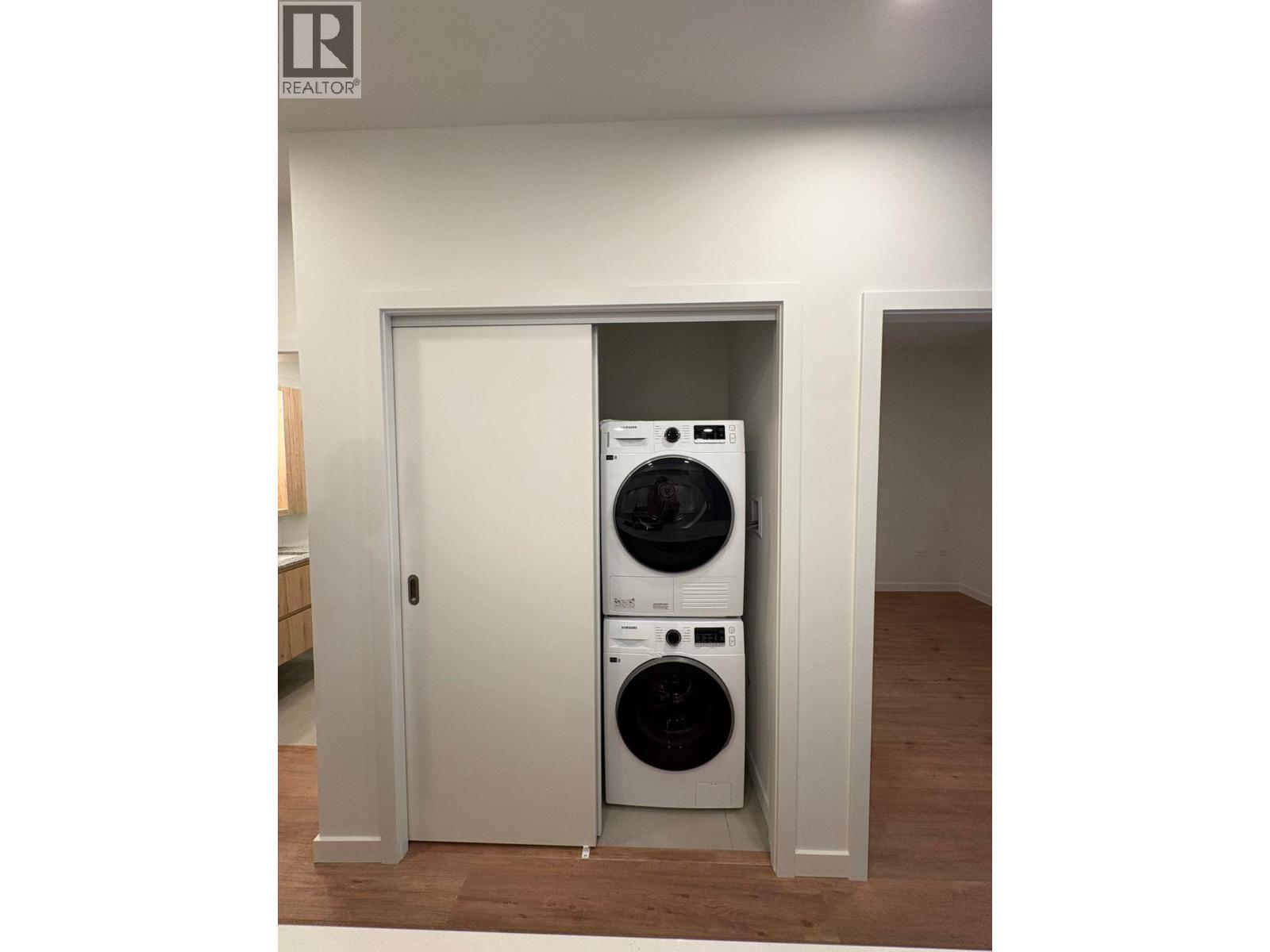 216 1504-1504 SCOTT CRESCENT, Squamish