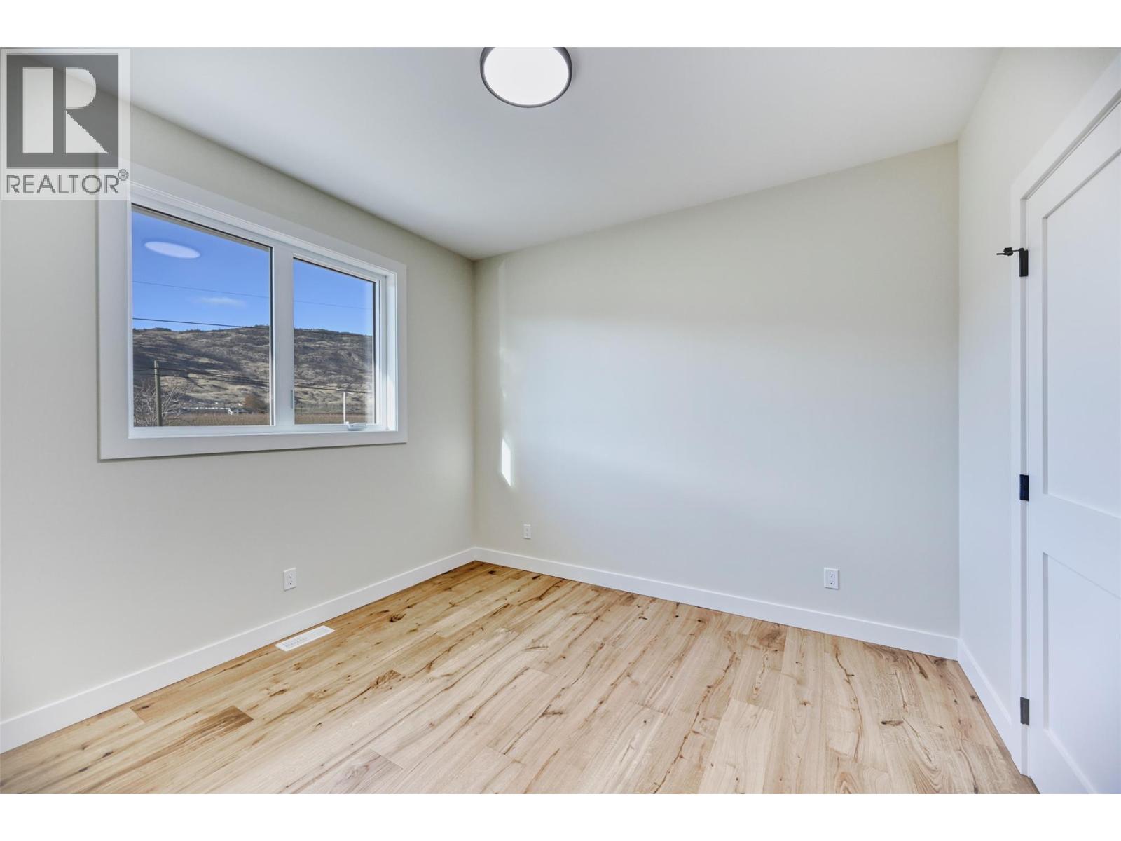 9 Hibiscus Court, Osoyoos