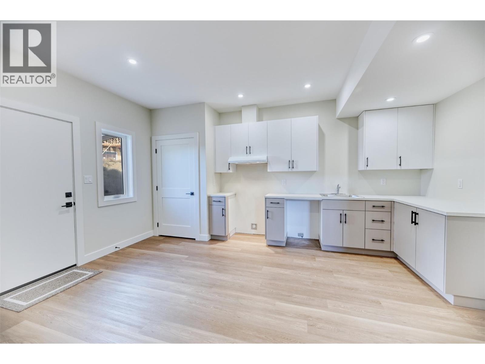 9 Hibiscus Court, Osoyoos