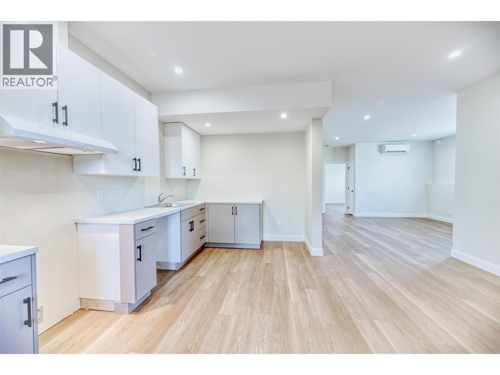 9 Hibiscus Court, Osoyoos