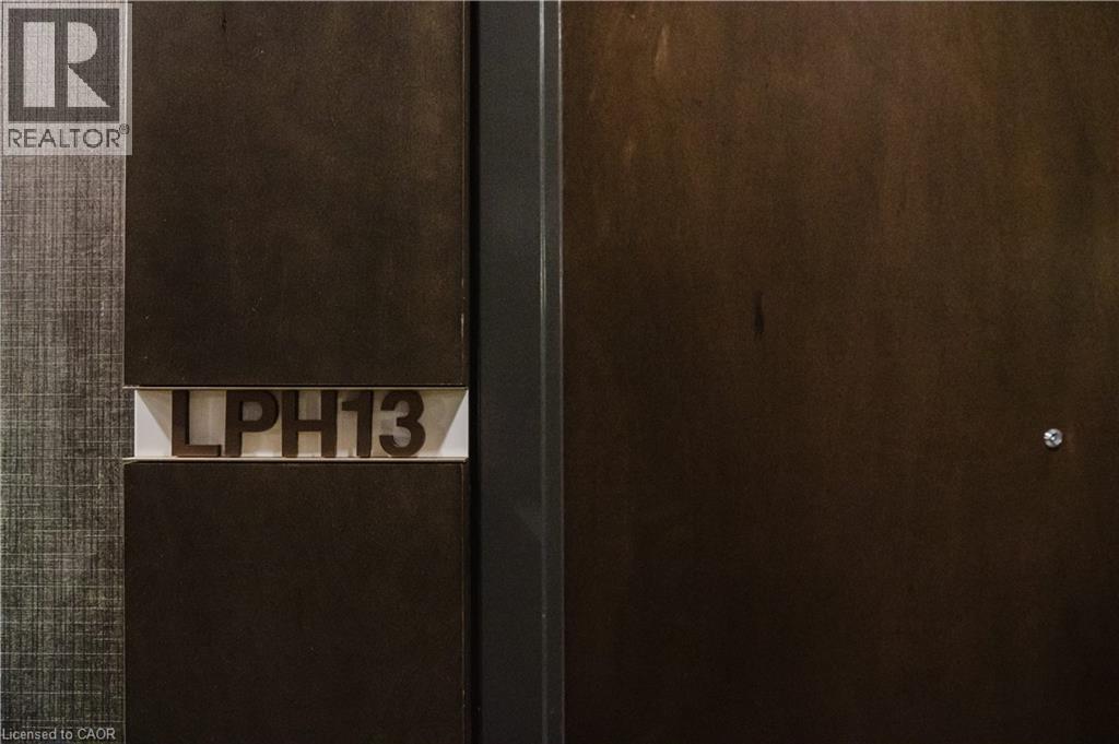 #LPH13 118 KING Street E - 9