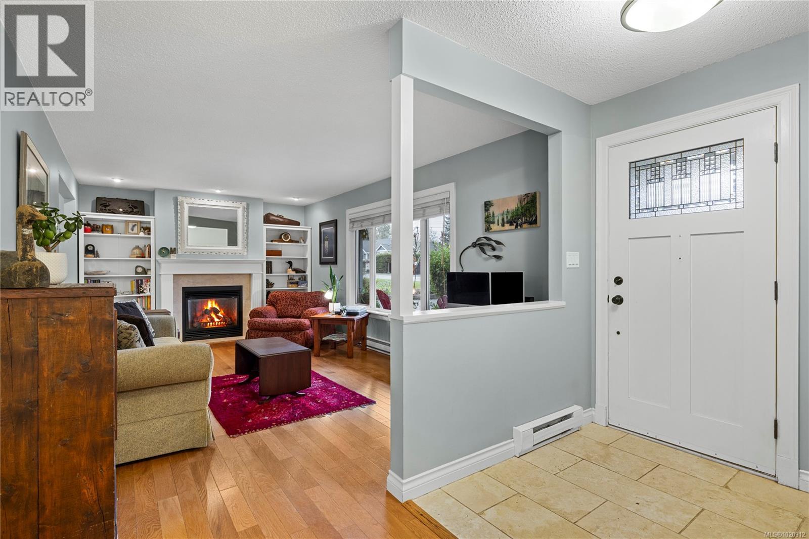 816 Woodland Dr, Parksville