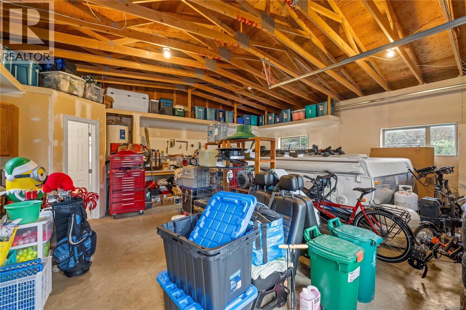 816 Woodland Dr, Parksville