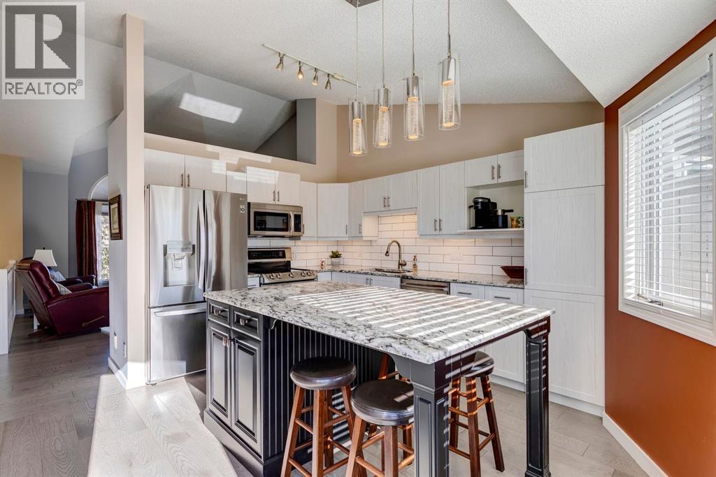 Single Family House for Sale in  Sunlake Gardens SE Sundance Calgary 