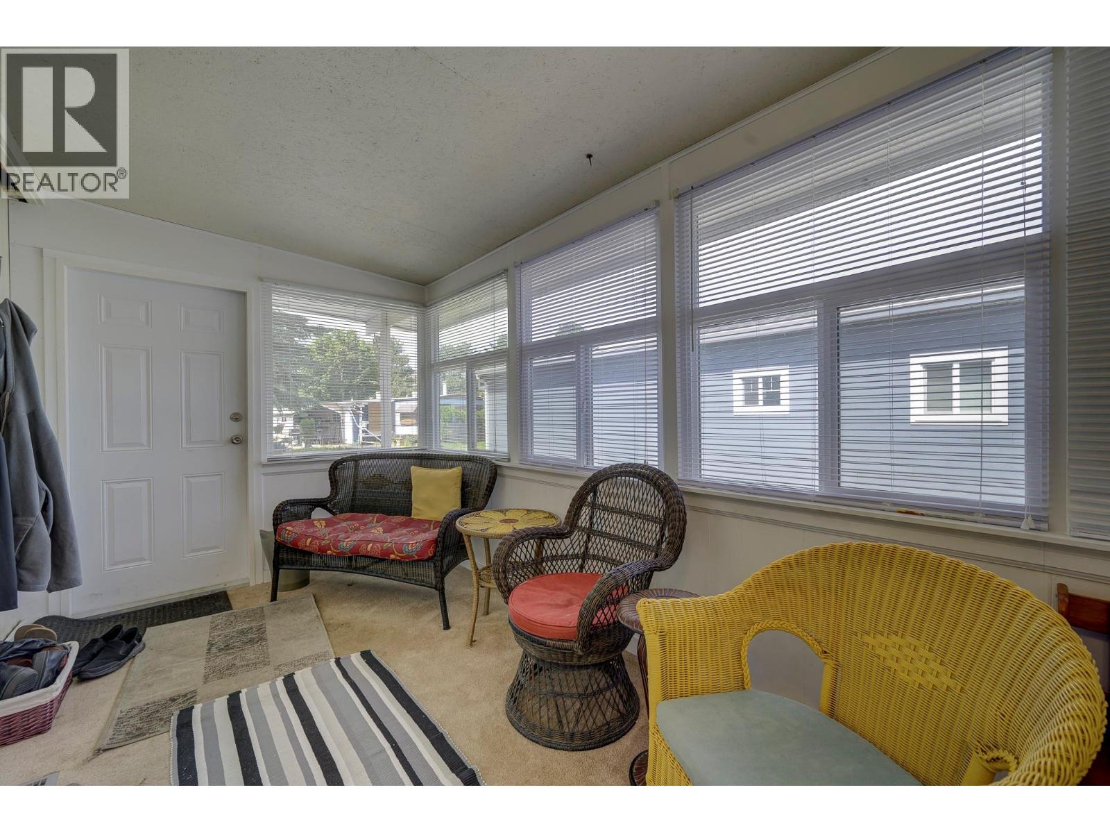 #216 2400 OAKDALE WAY - 14