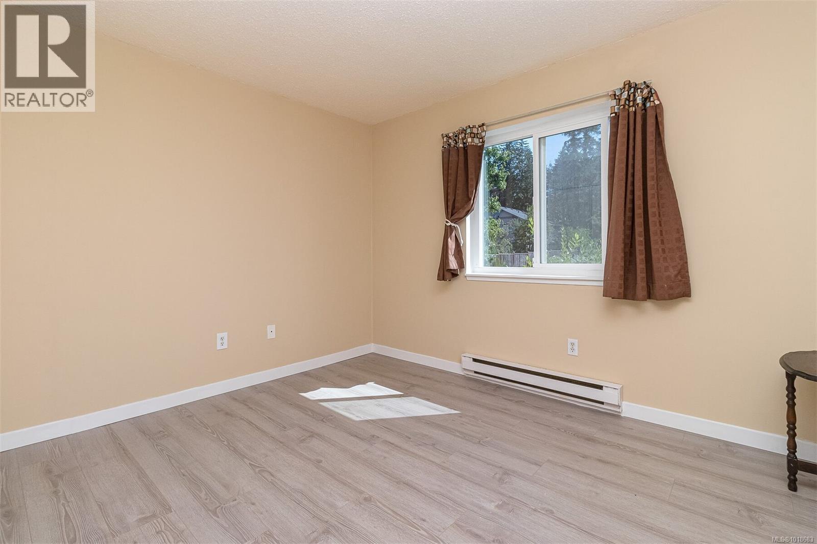 304 4728 Uplands Dr, Nanaimo