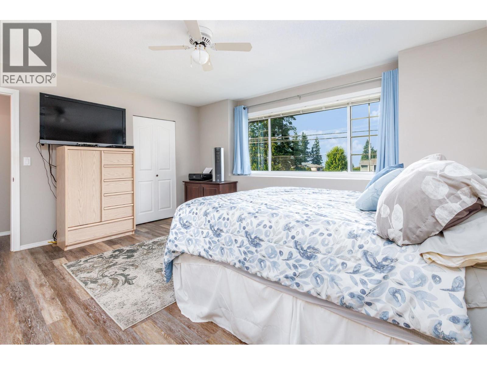  2280 10 Avenue Southeast, Salmon Arm