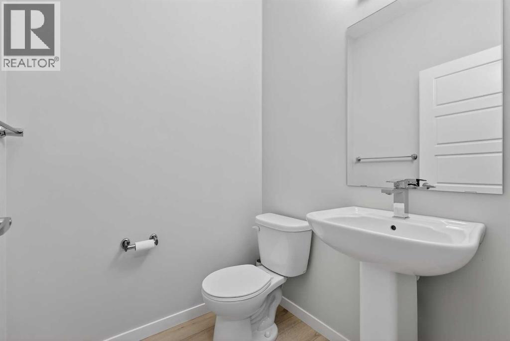 Single Family House for Sale in  New Brighton Walk SE New Brighton Calgary 