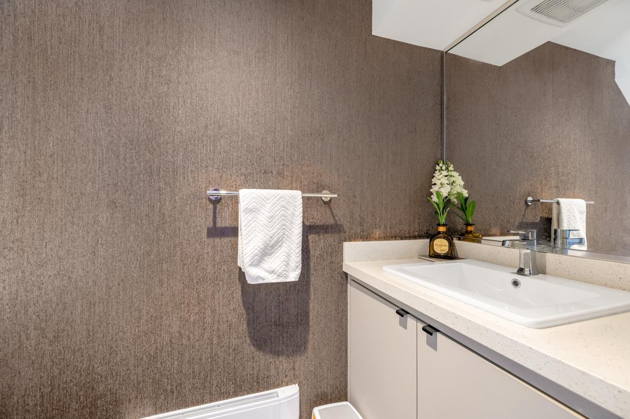 42 14057 60A AVENUE, Surrey