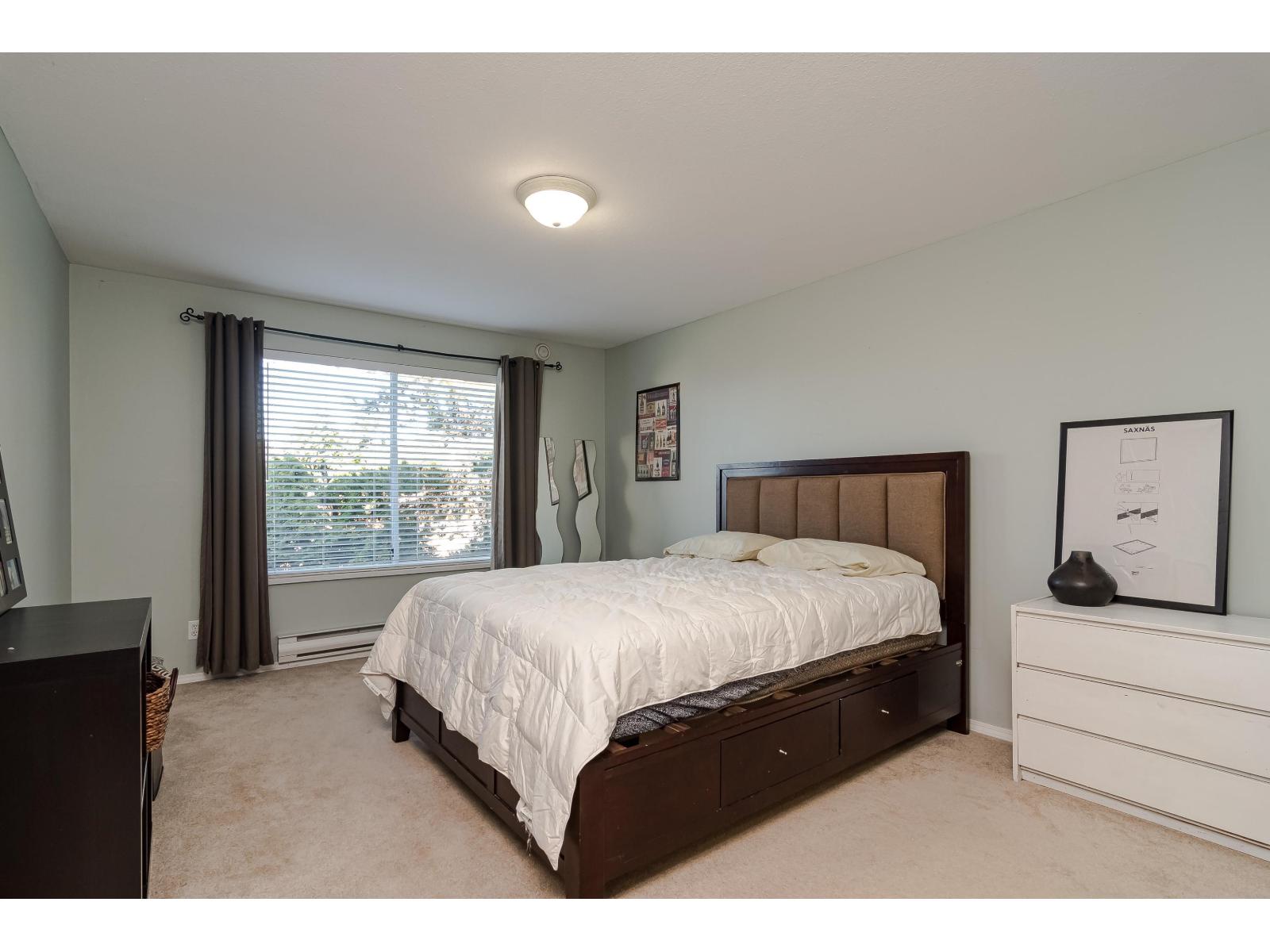 204 1369 GEORGE STREET, White Rock