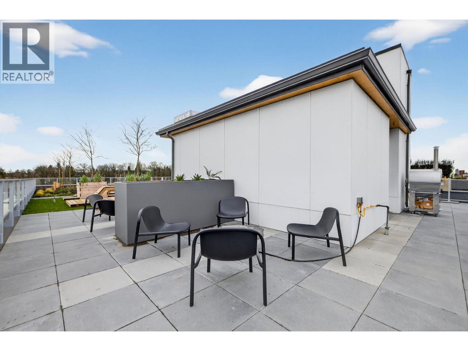 424 2471 ST. GEORGE STREET, Vancouver