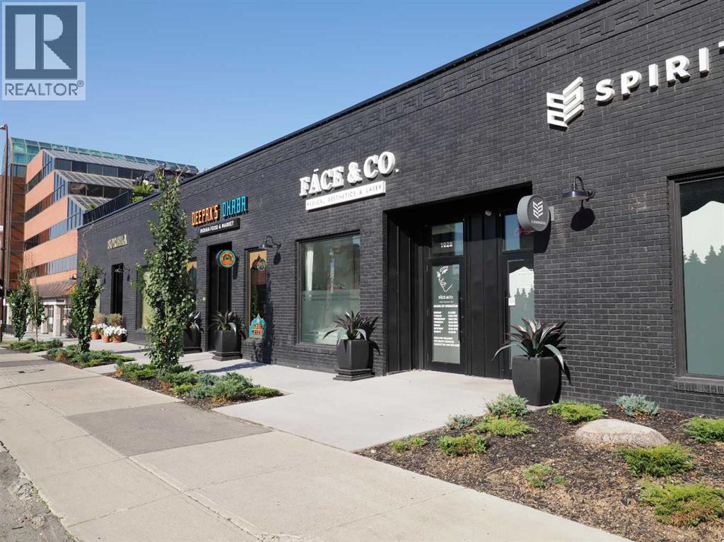 Single Family House for Sale in   Centre A Street NE Crescent Heights Calgary 