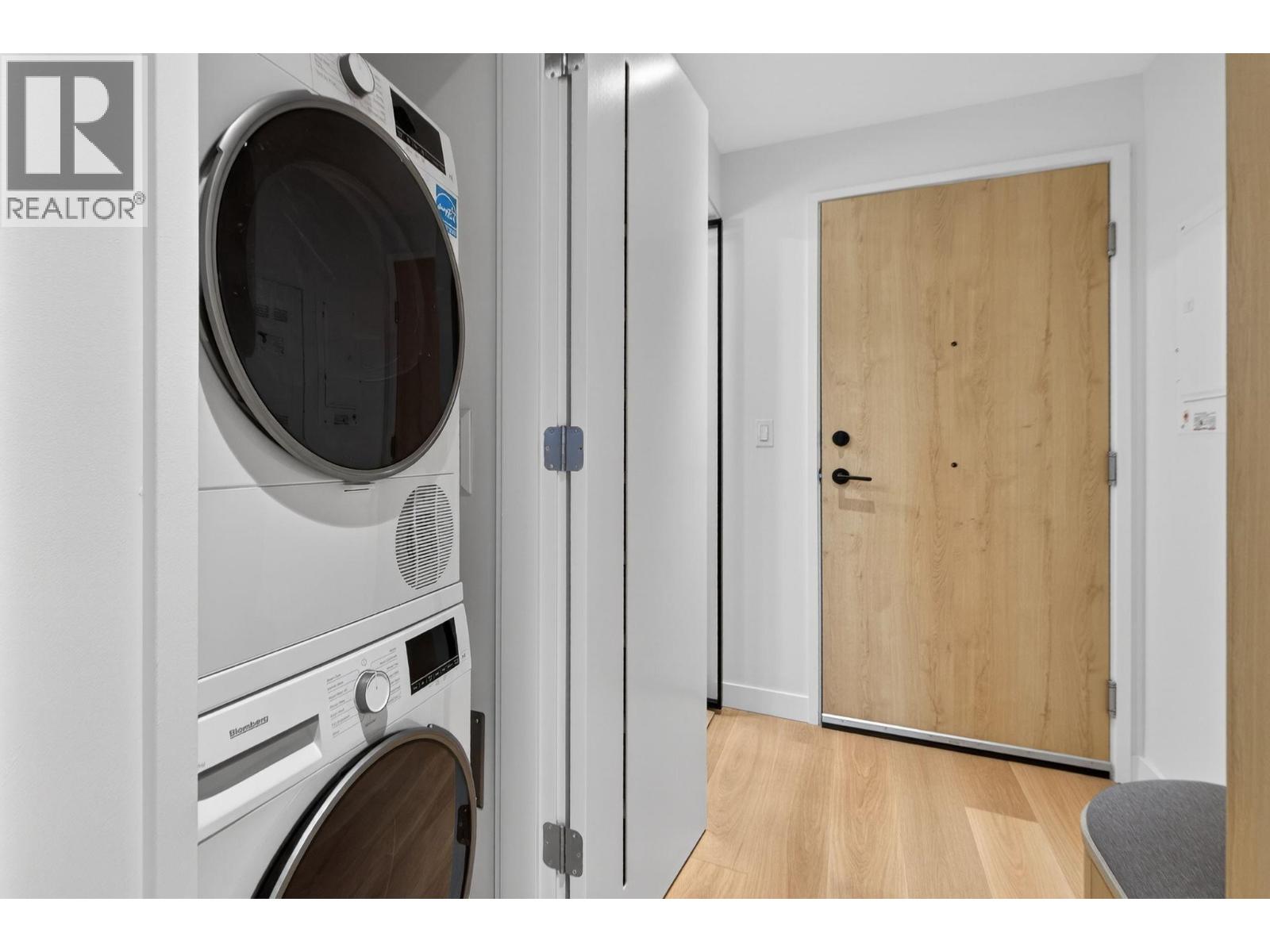 424 2471 ST. GEORGE STREET, Vancouver