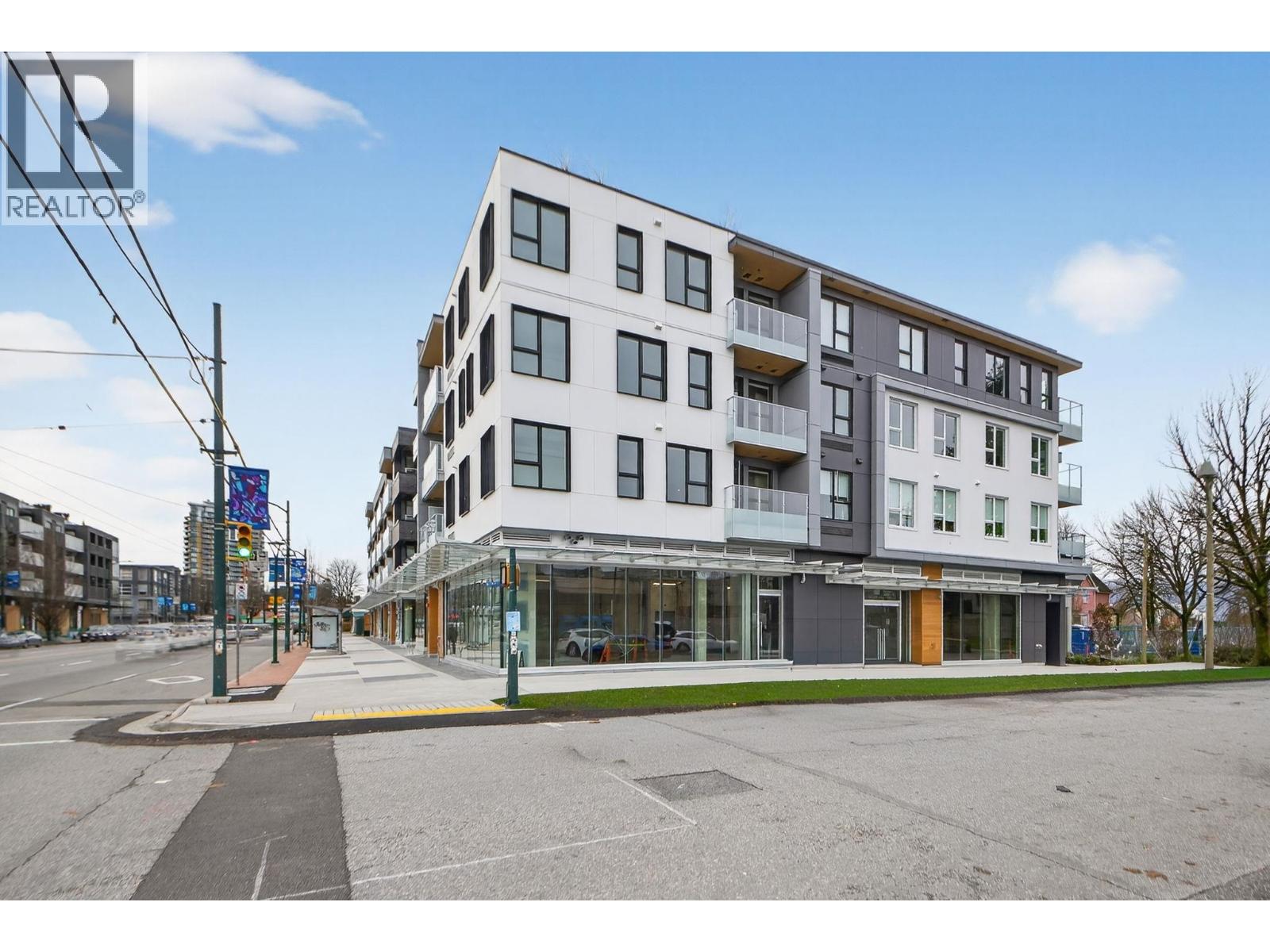 424 2471 ST. GEORGE STREET, Vancouver