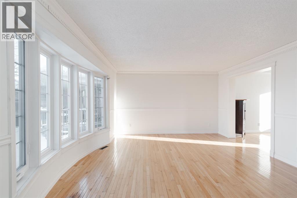 225 Bacon Place, Fort McMurray