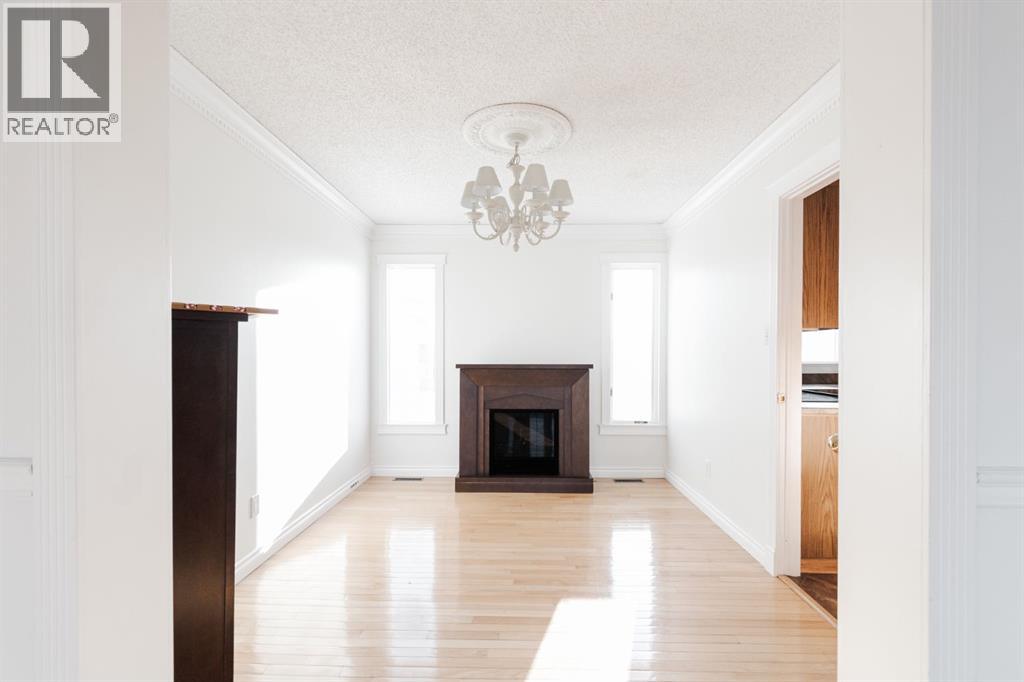 225 Bacon Place, Fort McMurray